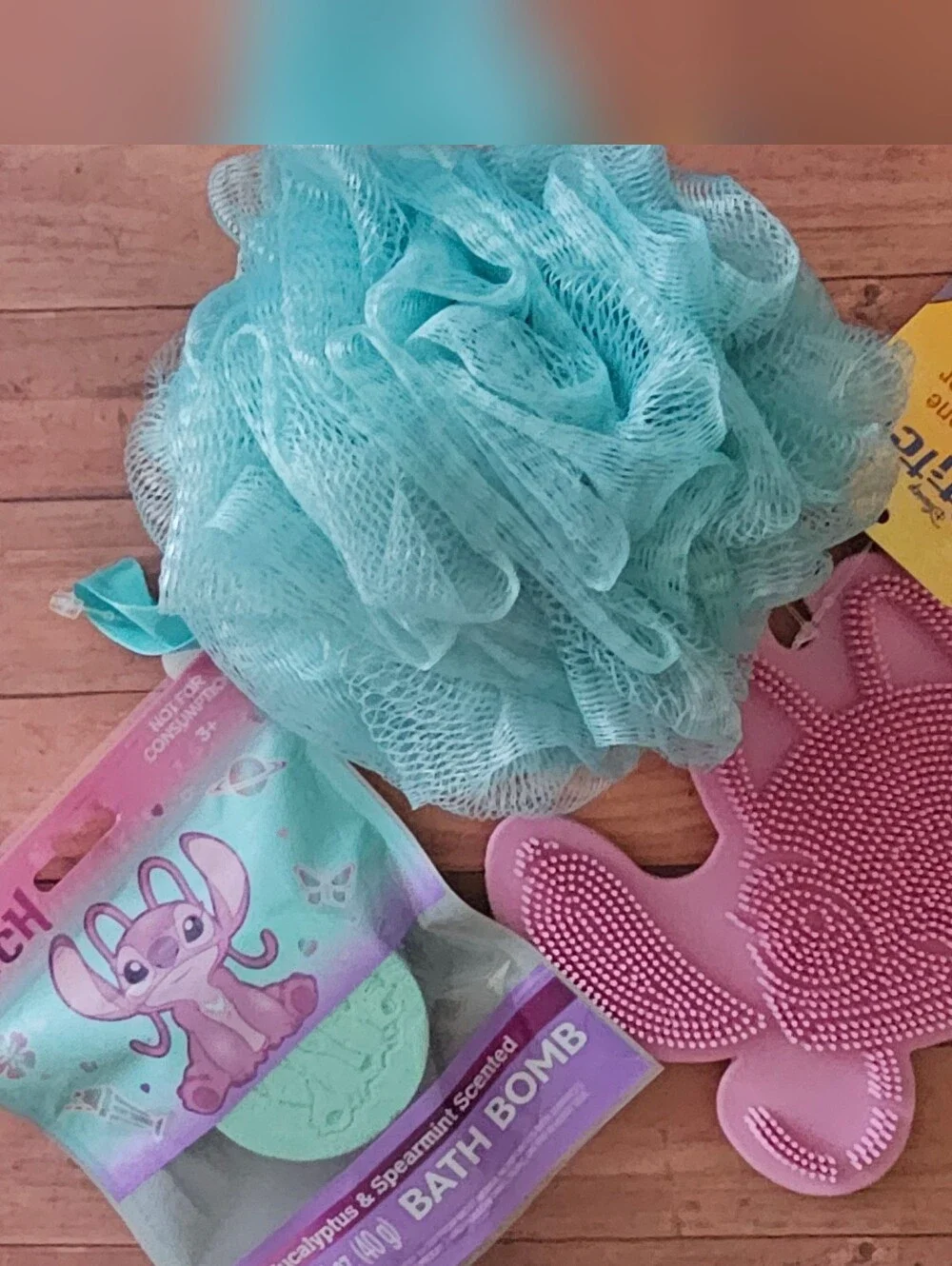 Disney Angel Silicone Bath Bomb And Silicone Scrubber Gift with mesh Puff